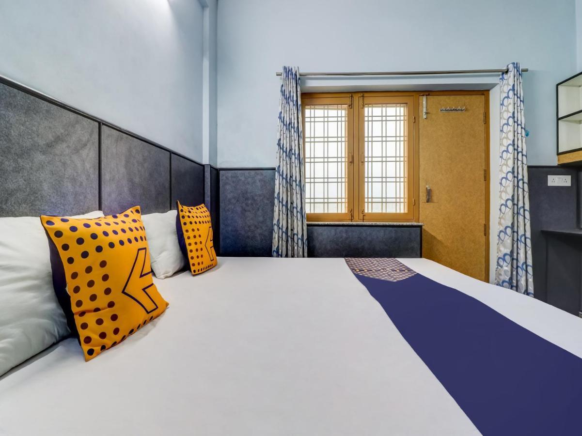 Spot On 82236 Aryan Home Stay Jhājra Kültér fotó